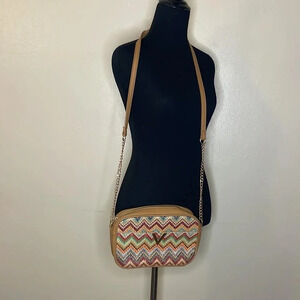 Crossi crossbody multicolor EUC